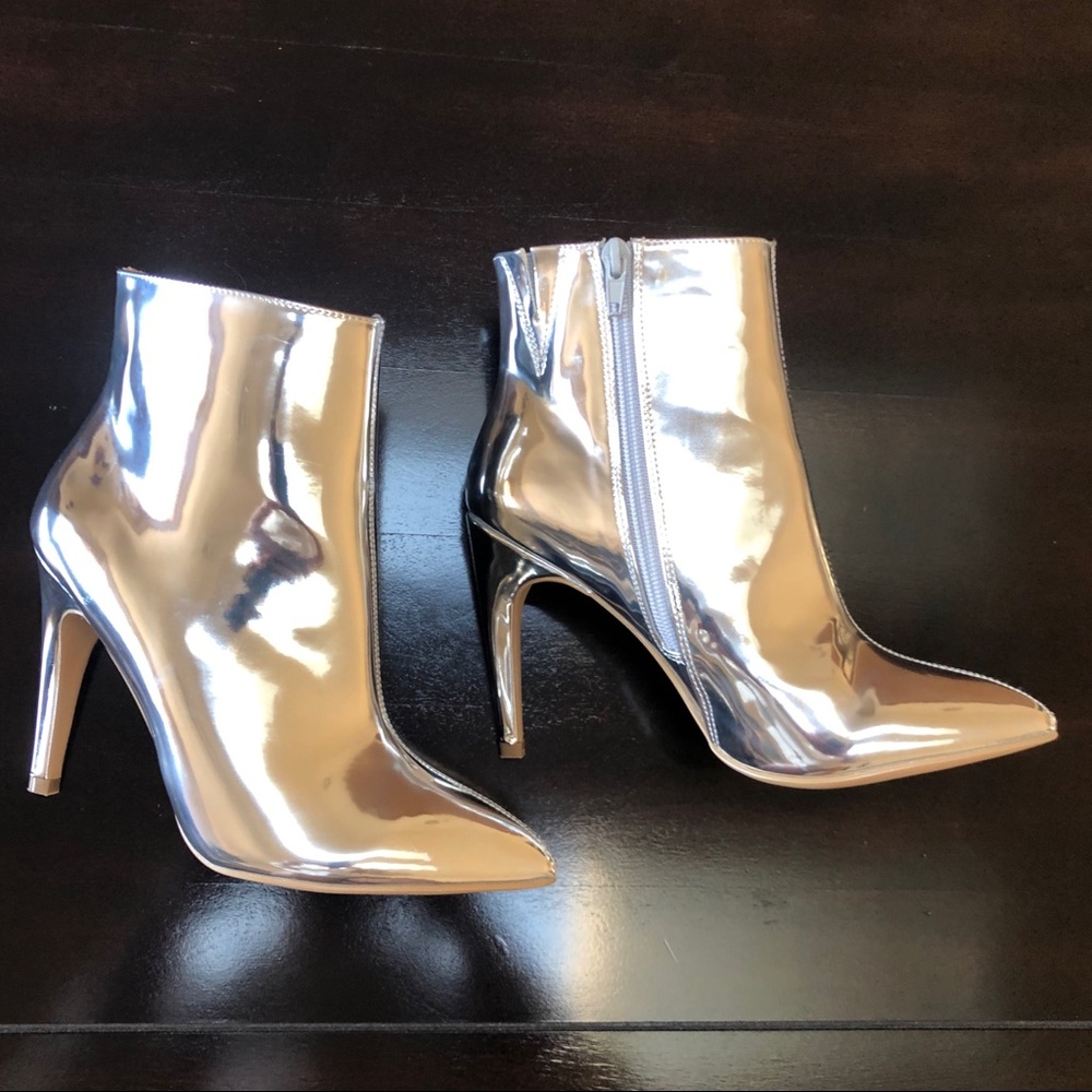 Express Silver Metallic Ankle Booties - Picture 4 of 8